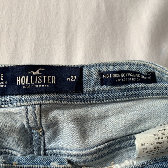 HOLLISTER BOYFREIND SHORTS - Picture 2 of 3